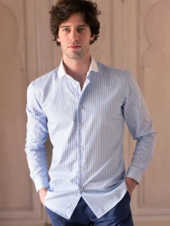 The Nines Chemise Poignet Simple|Chemise Bleue*Chemise infroissable col rond à rayures bleu ciel