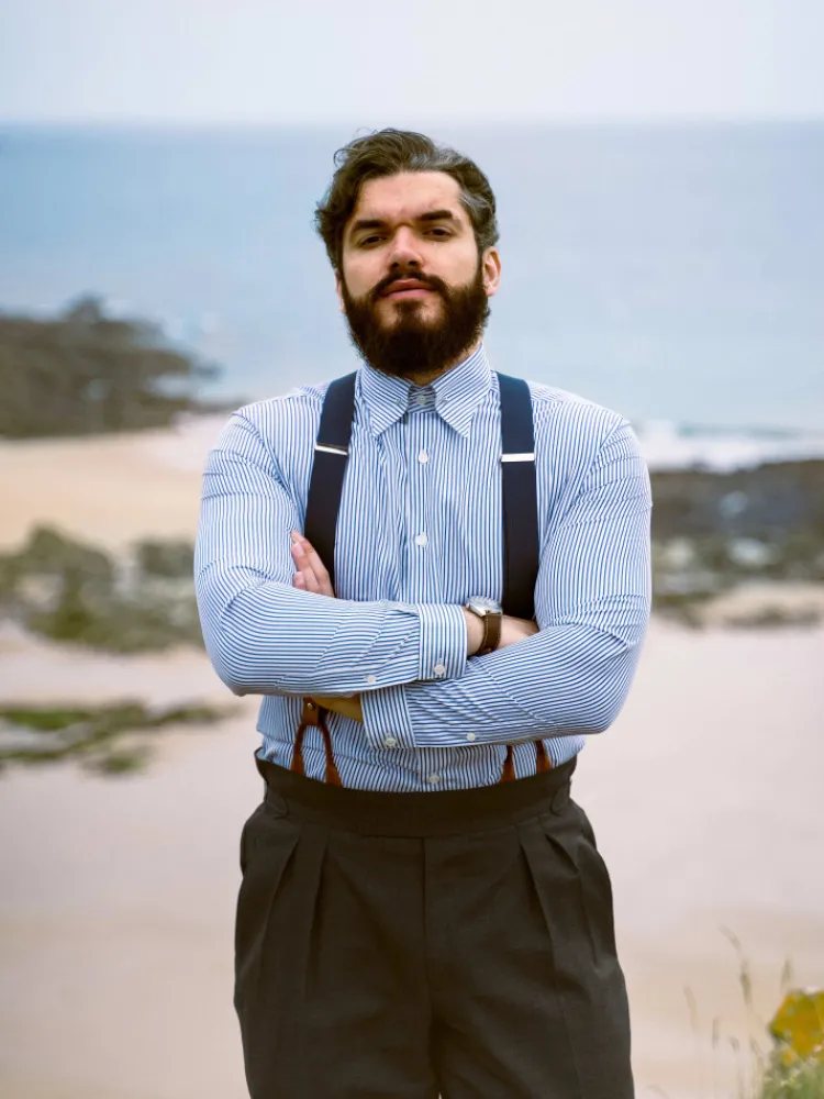 The Nines Chemise Pin Collar*Chemise infroissable col épingle à rayures bleu marine